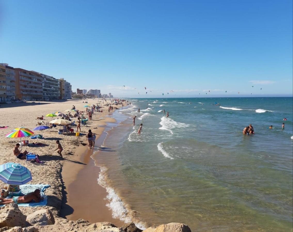 Hostal El Perello, Valencia エクステリア 写真